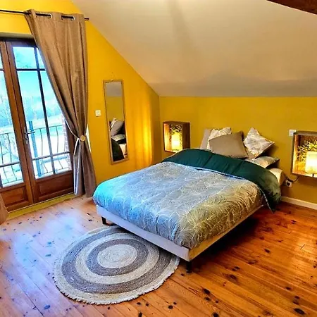 Ubytování v soukromí Chez Sam Et Brice Saint-Georges-Buttavent